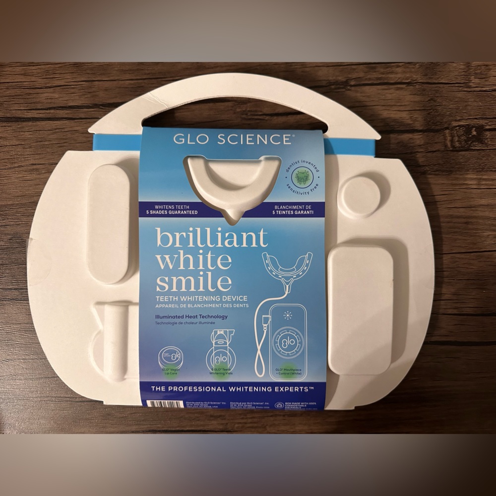 Glo science Brilliant white smile